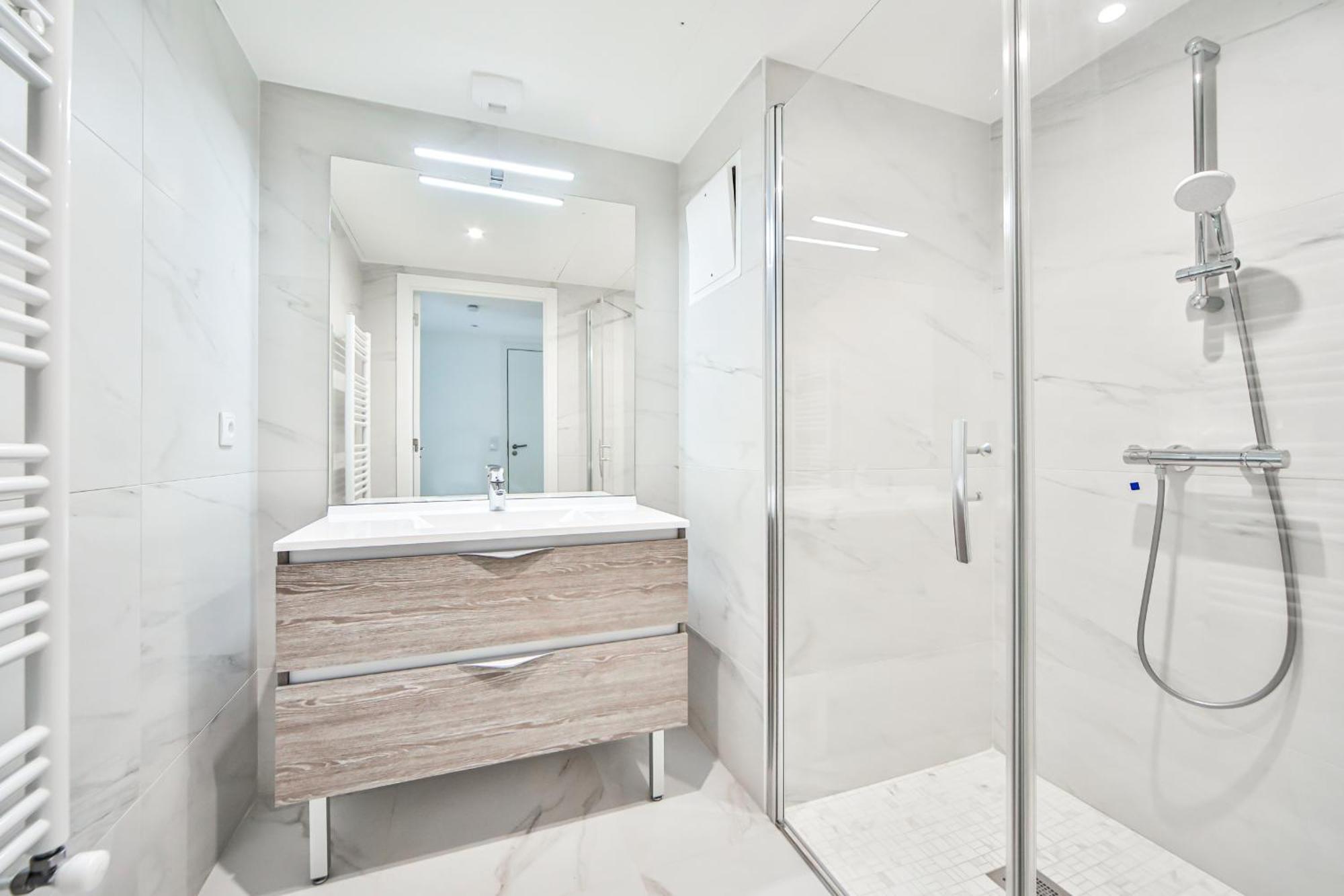 Blue Nights Appartements 69 Chennevières-sur-Marne Δωμάτιο φωτογραφία